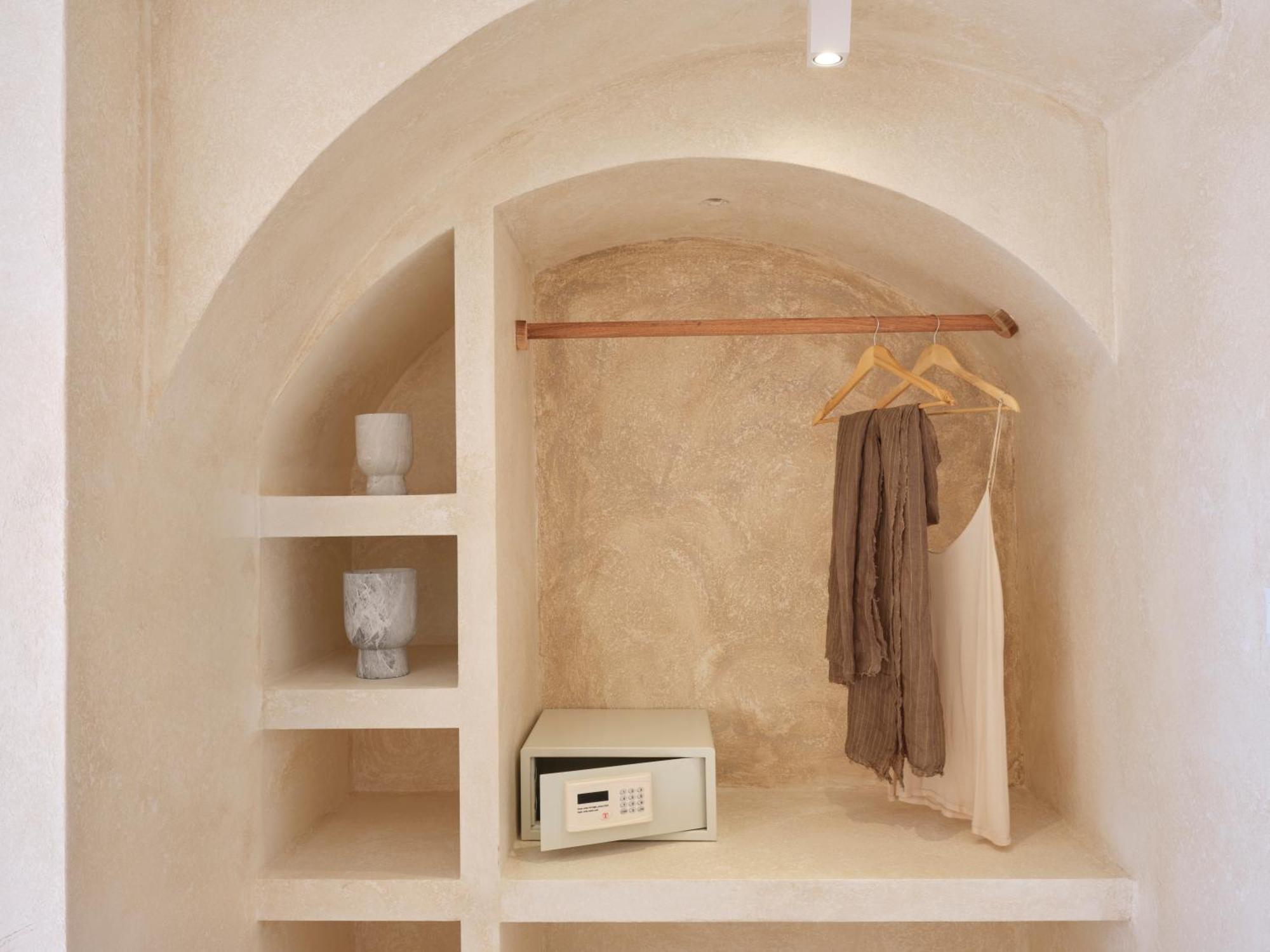 פריסה Heyday Luxury Suites מראה חיצוני תמונה