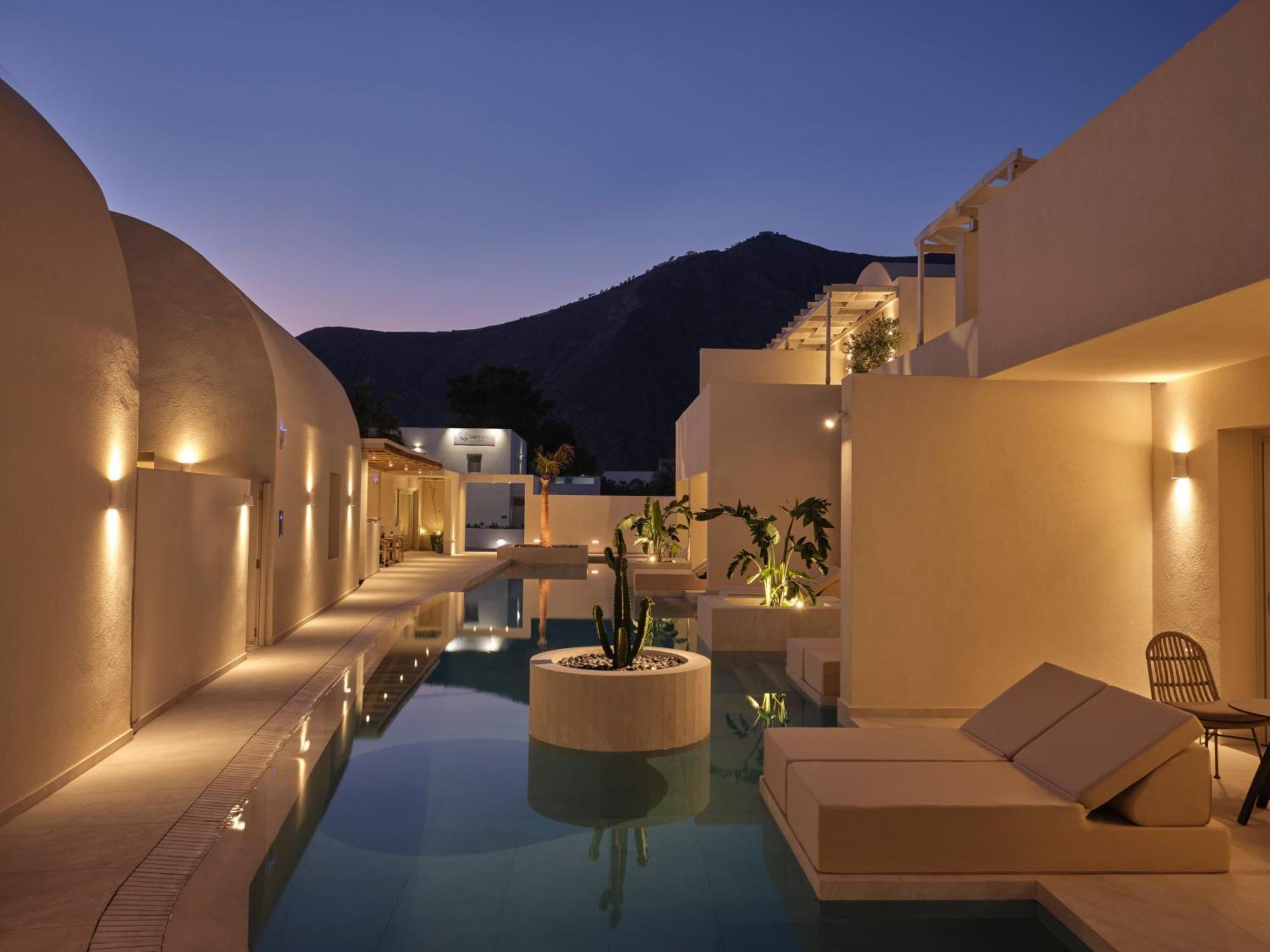 פריסה Heyday Luxury Suites מראה חיצוני תמונה