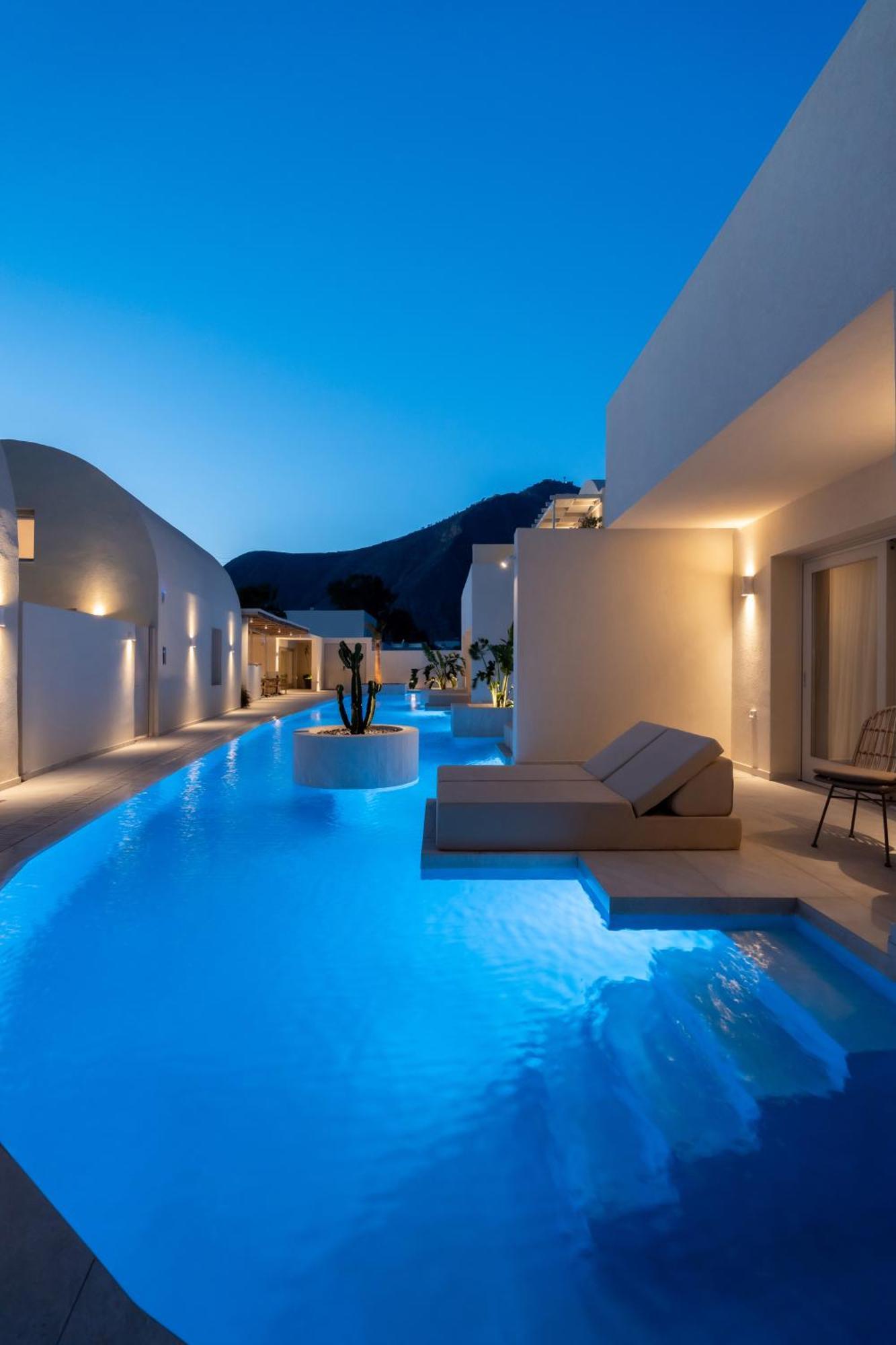 פריסה Heyday Luxury Suites מראה חיצוני תמונה